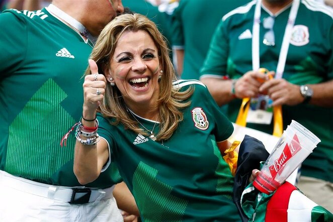 Meksikiečių džiaugsmas po sensacingos pergalės prieš Vokietiją | Scanpix nuotr.