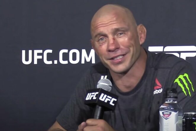 Donaldas Cerrone'as | „Stop“ kadras
