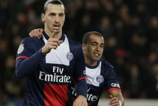 Zlatanas Ibrahimovičius atliko puikų baudos smūgį | AFP/Scanpix nuotr.