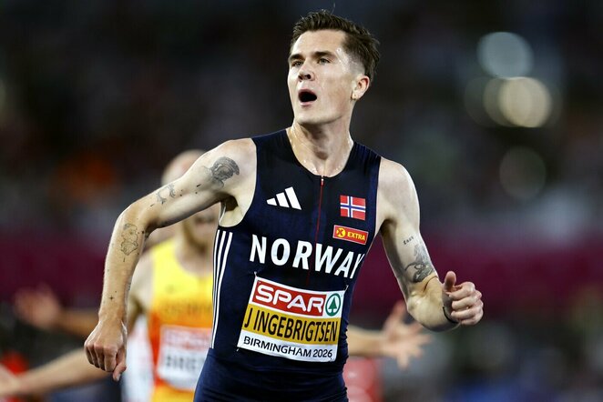 Vyrų 5000 m bėgimas |  EPA / TOLGA AKMEN