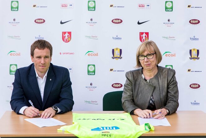 „Trakai“ pasirašė sutartį su talevizija INIT | fkt.lt