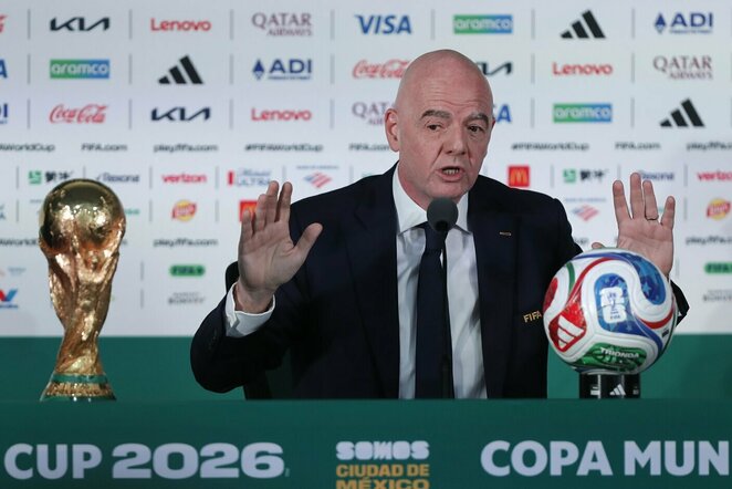 Gianni Infantino | EPA / ISAAC ESQUIVEL nuotr.