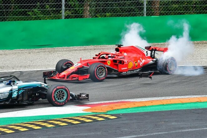 Sebastianas Vettelis ir Lewisas Hamiltonas | Scanpix nuotr.