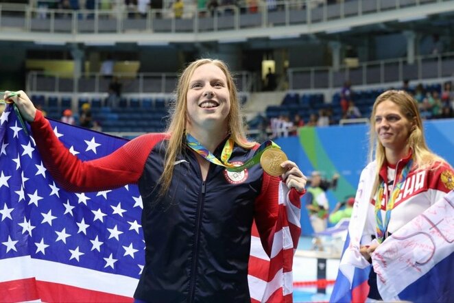 Lilly King ir Julija Jefimova | Scanpix nuotr.