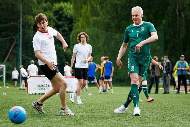Labdaringas futbolo turnyras „Ambasadorių taurė“  | Elvio Žaldario nuotr.