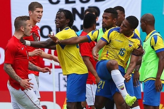 Anglija ir Ekvadoras sužaidė lygiosiomis | AFP/Scanpix nuotr.