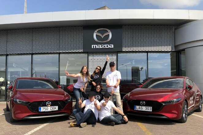 „Mazda Red Dot Team“ komanda ralyje derins grožį su sportu | Organizatorių nuotr.