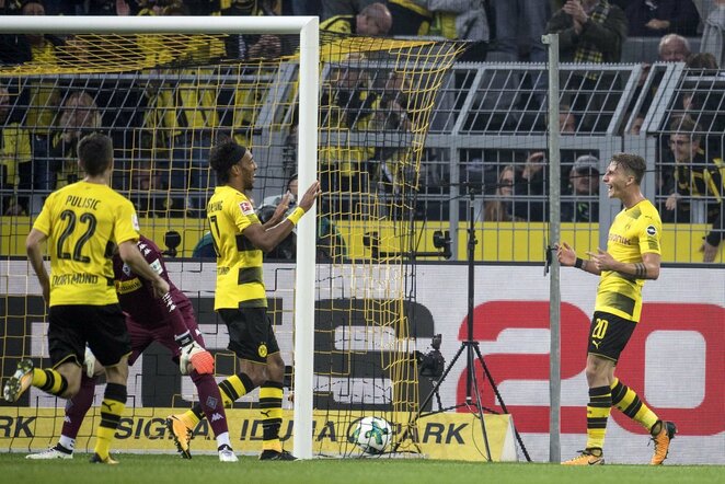 „Borussia“ ekipų akistatos akimirka | Scanpix nuotr.