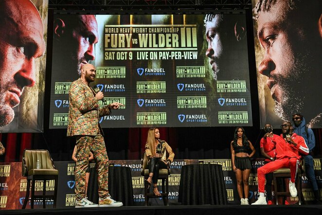 Deontay Wilderis ir Tysonas Fury | Scanpix nuotr.