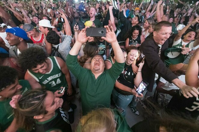 „Bucks“ fanų triumfas | Scanpix nuotr.