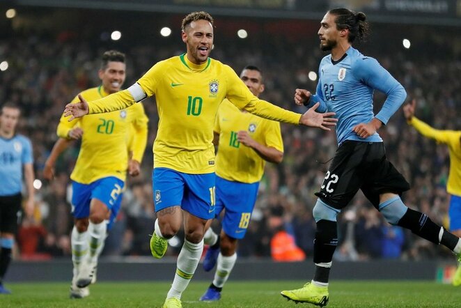 Brazilija - Urugvajus rungtynių akimirka  | Scanpix nuotr.