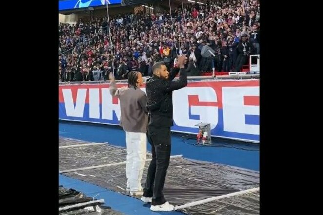 PSG fanų užvedinėjimas | „Stop“ kadras