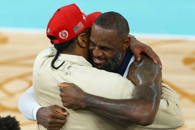 Carmelo ir LeBronas | Scanpix nuotr.