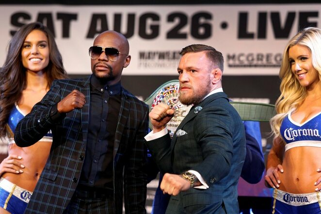 Floydas Mayweatheris ir Conoras McGregoras | Scanpix nuotr.