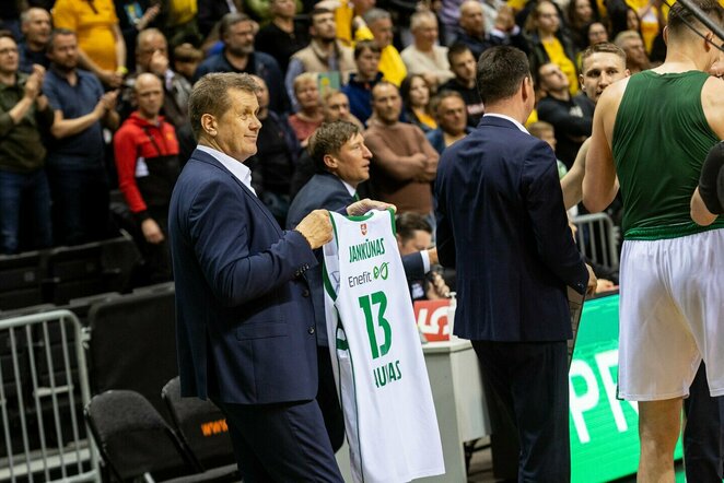 Pauliaus Jankūno padėka sirgaliams | Pauliaus Peleckio / BNS foto nuotr.