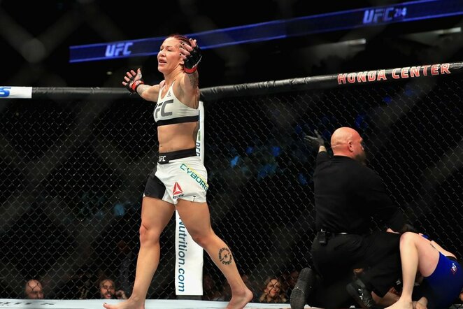 „Cris Cyborg“ – Tonya Evinger | Scanpix nuotr.