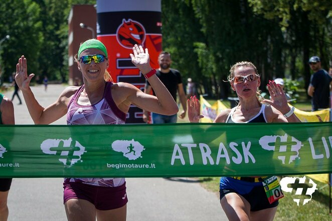 Gitana Akmanavičiūtė ir Dalia Lukošienė | Roko Lukoševičiaus nuotr.