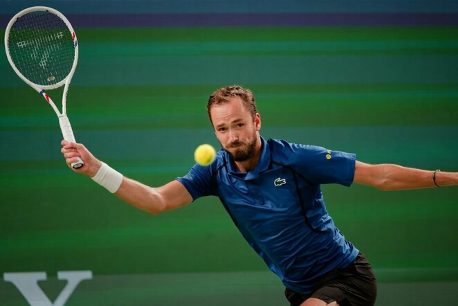 Daniilas Medvedevas prieš Stefaną Tsitsipą | EPA nuotr.