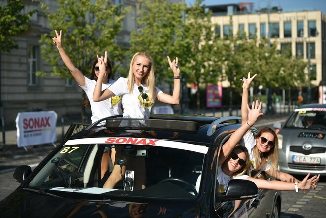 Vilniuje startavo šeštasis „Moterų ralis“ | Organizatorių nuotr.