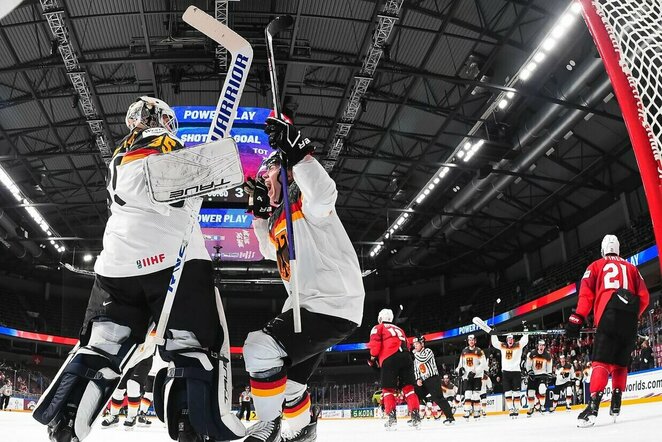 Vokietija – Šveicarija rungtynių akimirka | IIHF nuotr.