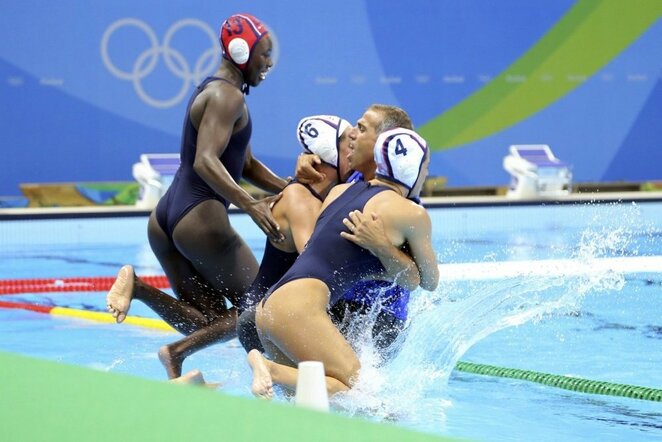 JAV moterų vandensvydžio rinktinės triumfas | Scanpix nuotr.