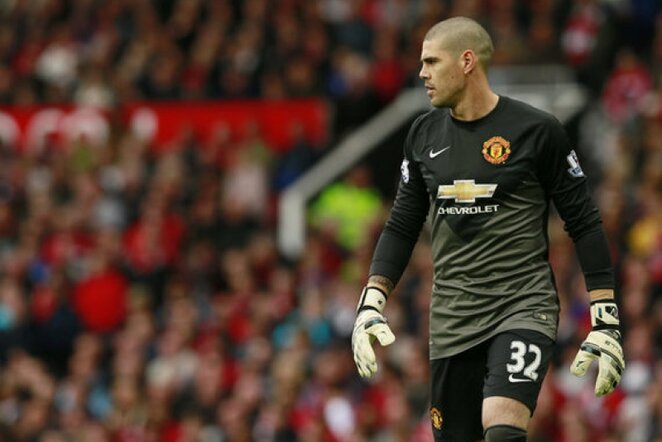 Victoras Valdesas ketina likti „Manchester United“ klube | Reuters/Scanpix nuotr.
