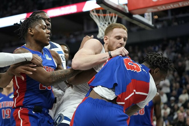 „Timberwolves“ ir „Pistons“ žaidėjų muštynės | Scanpix nuotr.