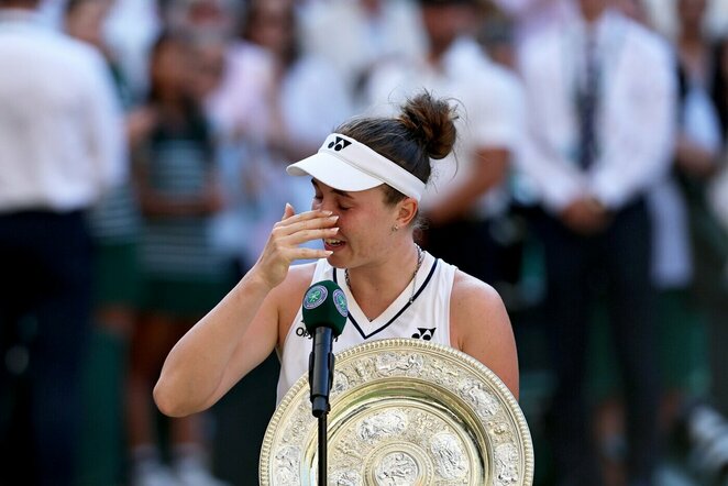 Linda Noskova | EPA / NEIL HALL nuotr.