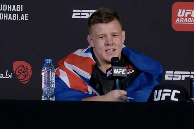 Jimmy Crute'as | „Stop“ kadras