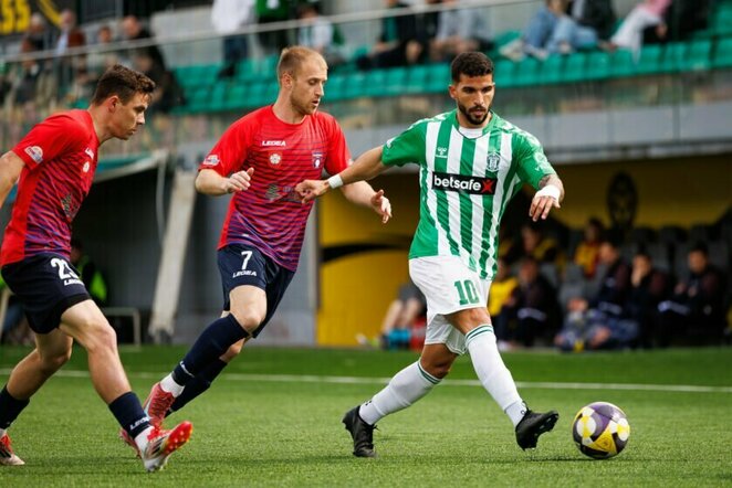 Henrique Devensas (deš.) | Elvio Žaldario nuotr.