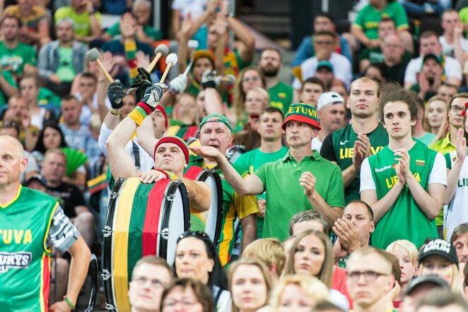 Krepšinio sirgaliai | Lino Žemgulio nuotr.