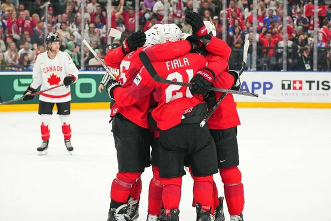 Kanada – Šveicarija rungtynių akimirka | IIHF nuotr.