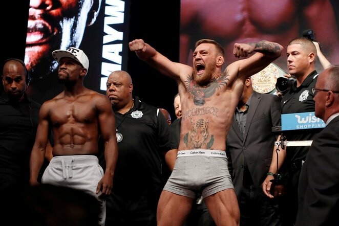 Floydas Mayweatheris ir Conoras McGregoras | Scanpix nuotr.