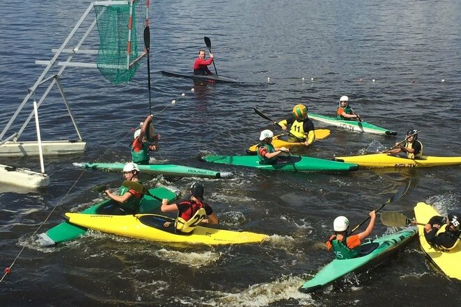 Širvintose surengti jaunių ir jaunučių kanupolo čempionatai | Organizatorių nuotr.