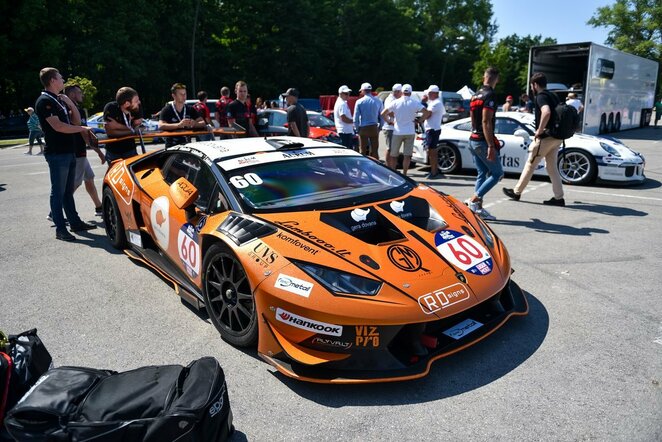 „Aurum 1006 km“ lenktynių dalyvių techninė komisija | Vytauto Pilkausko nuotr.