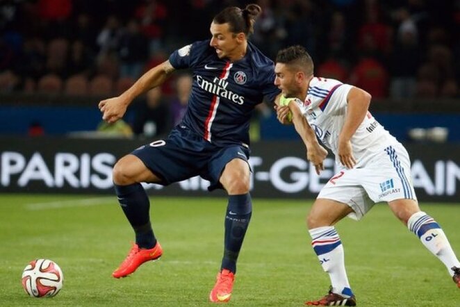 Paryžiaus ir Liono klubai susikaus dėl pirmo šio sezono trofėjaus | AFP/Scanpix nuotr.