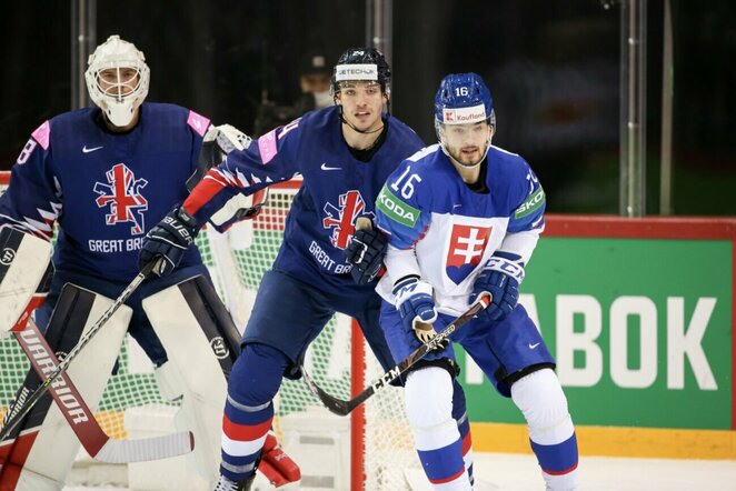 Slovakija – Didžioji Britanija rungtynių akimirka | IIHF nuotr.