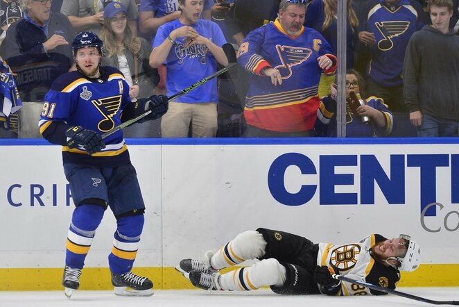 „Blues“ – „Bruins“ rungtynių akimirka | Scanpix nuotr.