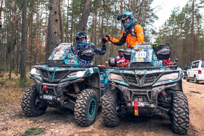 „CFMOTO Racing Team“ ekipa pirmame „Perimetro“ etape | Mariaus Kunigiškio nuotr.