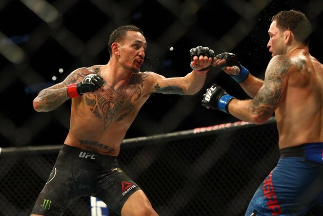 Maxas Holloway ir Frankie Edgaras | Scanpix nuotr.