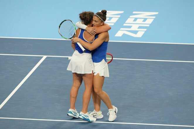 Jasmine Paolini ir Sara Errani | Scanpix nuotr.