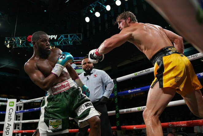 Floydas Mayweatheris ir Loganas Paulas | Scanpix nuotr.