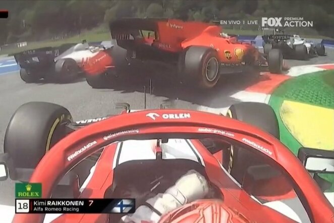 „Ferrari“ pilotų avarija | „Twitter“ nuotr.