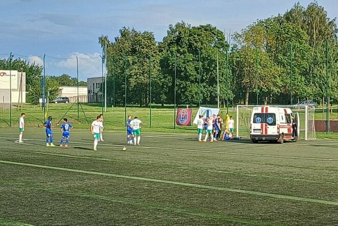 Greitosios pagalbos automobilis Panevėžyje | futbolas.lt nuotr.