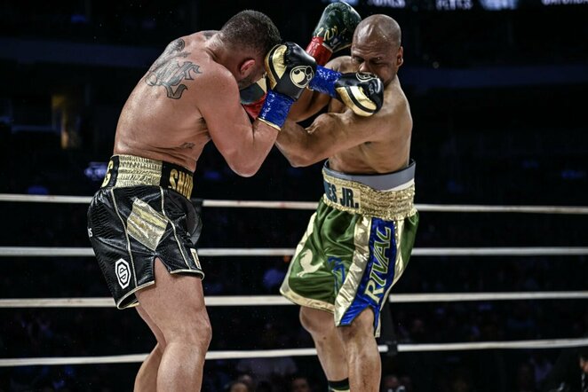 Anthony Pettis ir Roy Jonesas | Organizatorių nuotr.