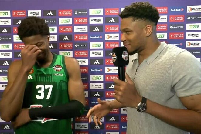 Kostas Antetokounmpo, Giannis Antetokounmpo | „Stop“ kadras