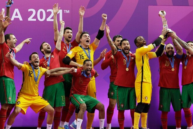 Pasaulio salės futbolo čempionato apdovanojimai | Eriko Ovčarenko / BNS foto nuotr.