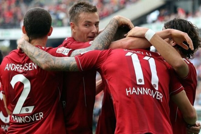 „Hannover“ džiaugiasi įvarčiu | AFP/Scanpix nuotr.