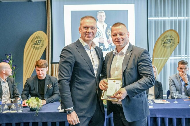 Už nuopelnus sportui – garbingas įvertinimas Kęstučiui Smirnovui 50-mečio proga | Alfredo Pliadžio nuotr.
