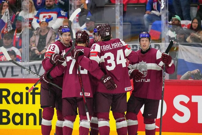 Latvija – Slovėnija rungtynių akimirka | IIHF nuotr.